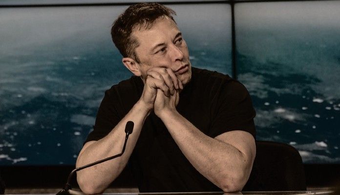 “Tesla não vendeu nenhum Bitcoin”, diz Elon Musk
